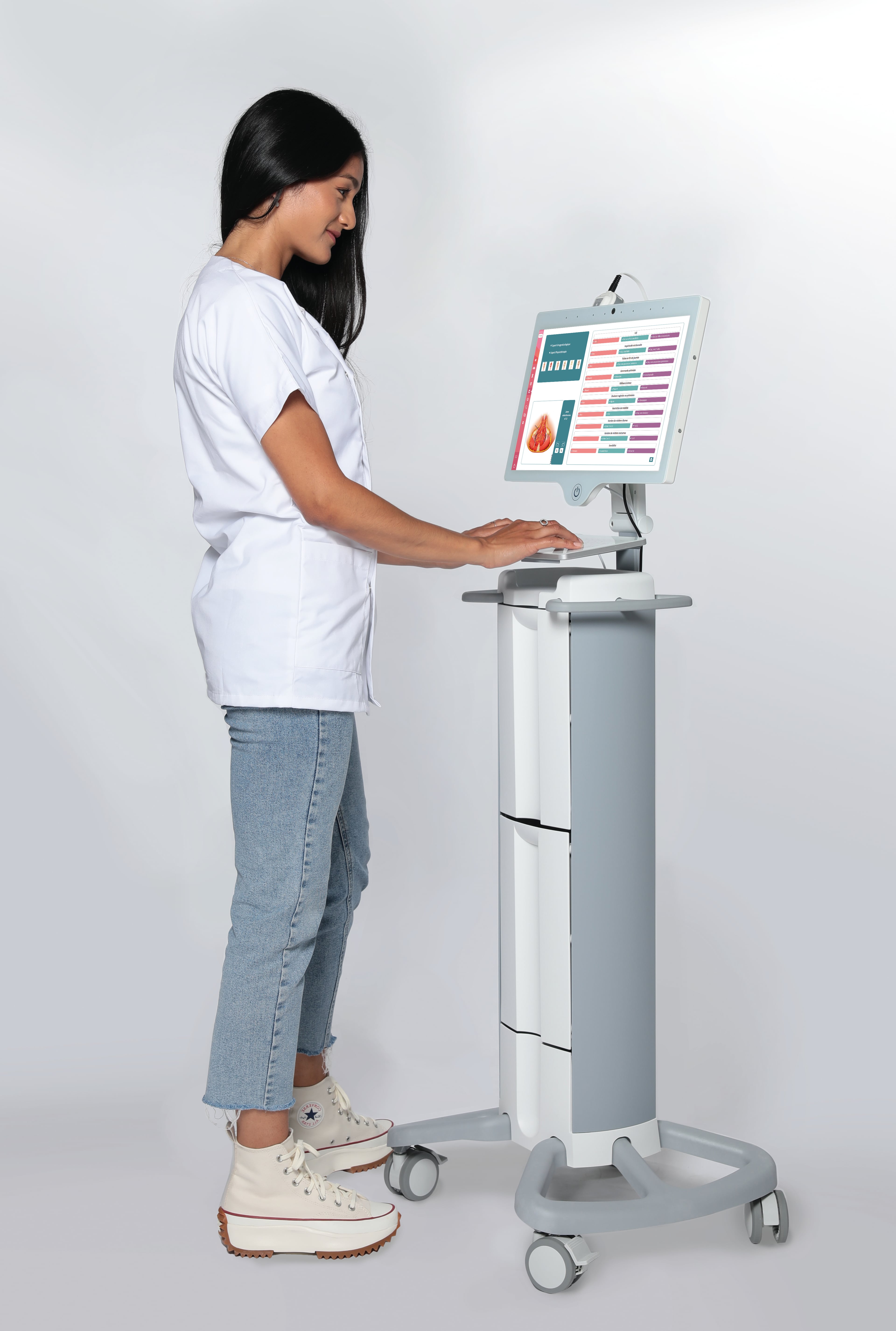 Operatore al lavoro con il sistema PHENIX Liberty